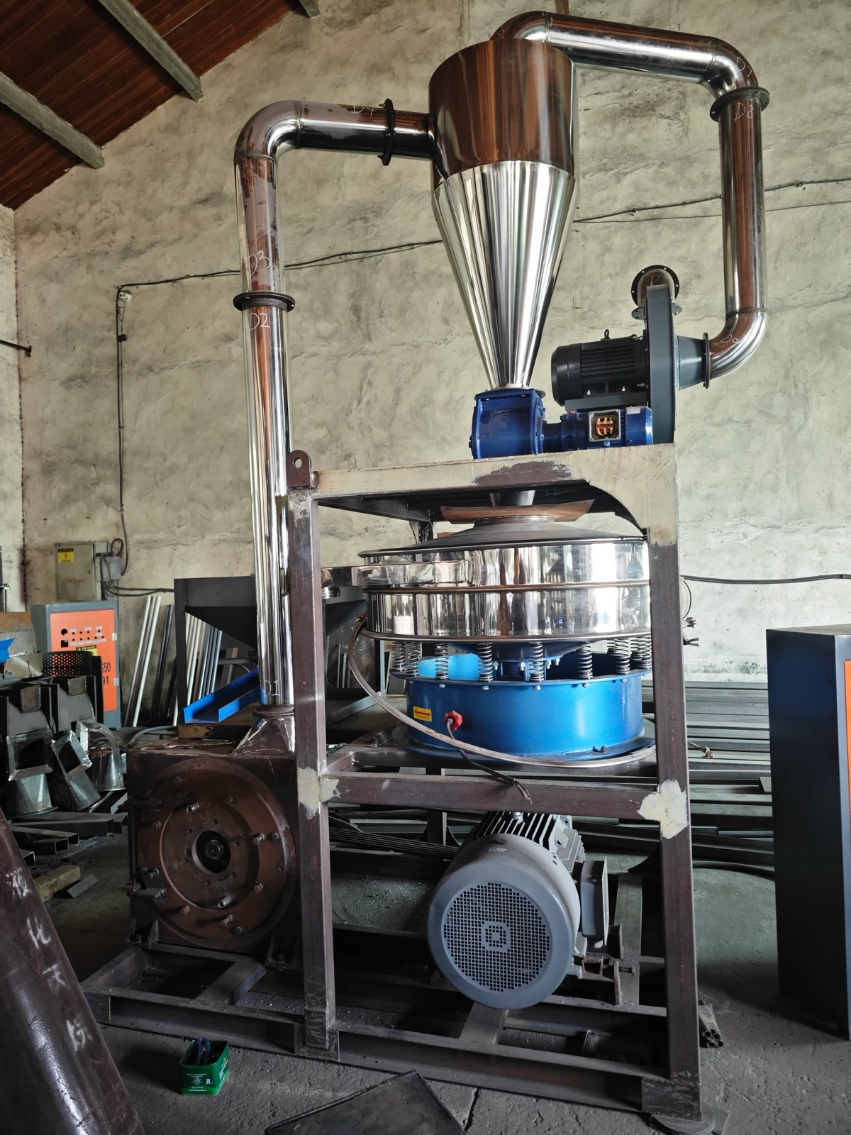 Plastic pulverizer machine view 8