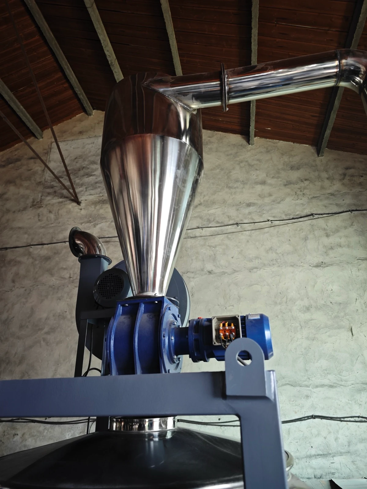 Plastic pulverizer machine photo 11