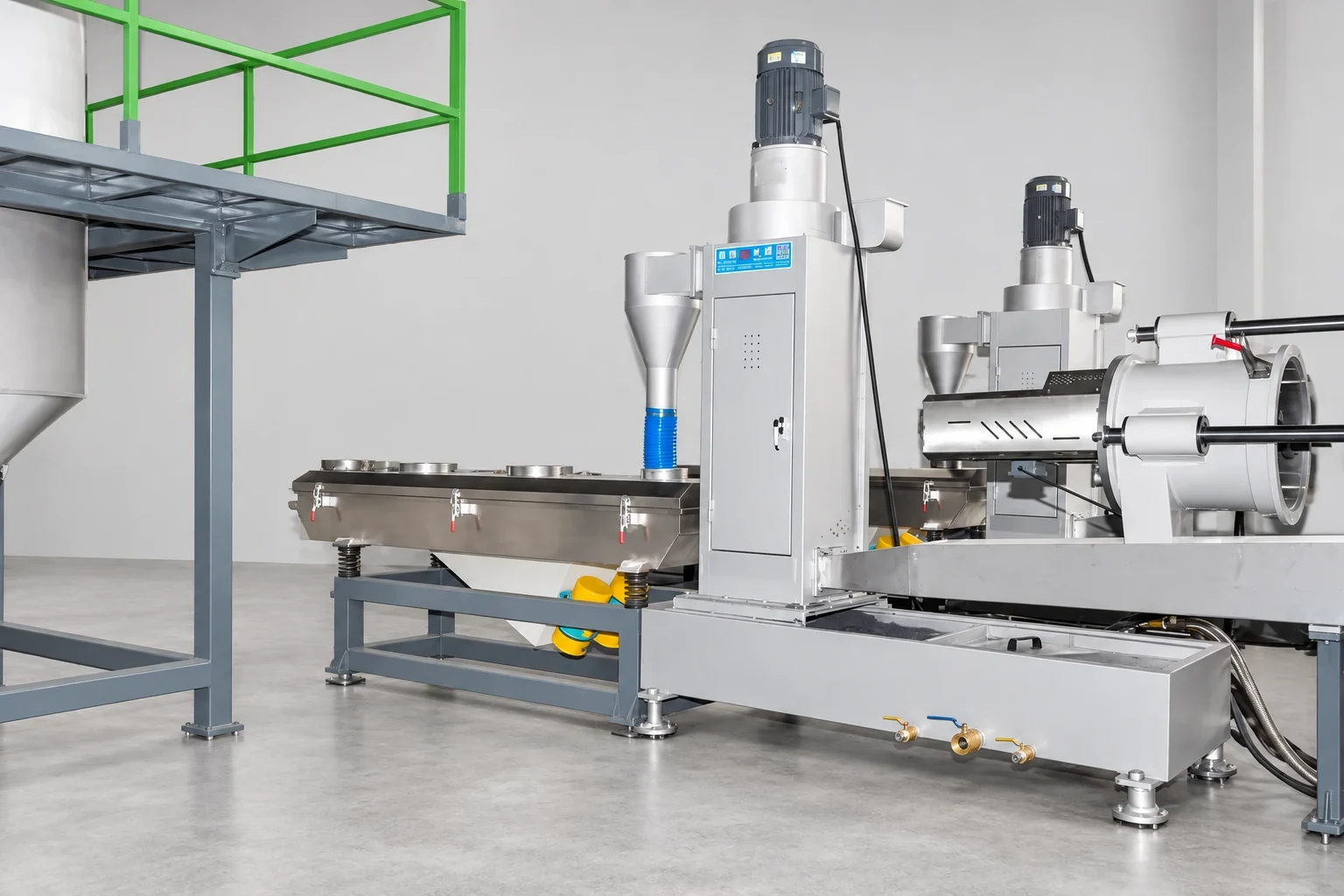 Rigid plastic pelletizing line view 4